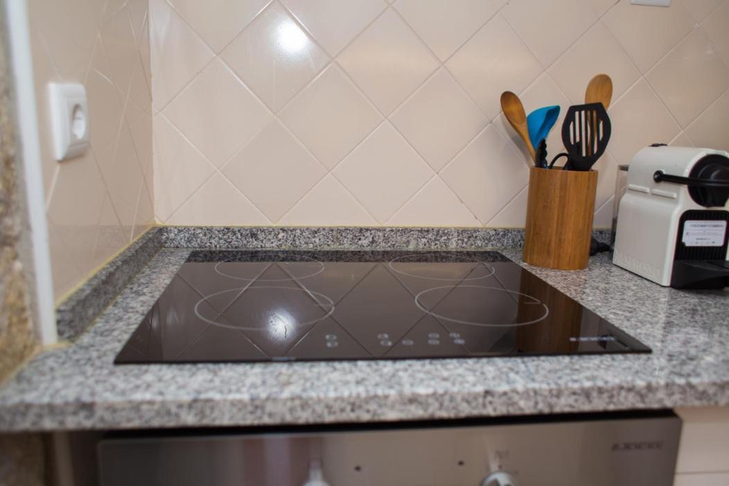 Bica Sequeiro 1 Bed Appartement Lissabon